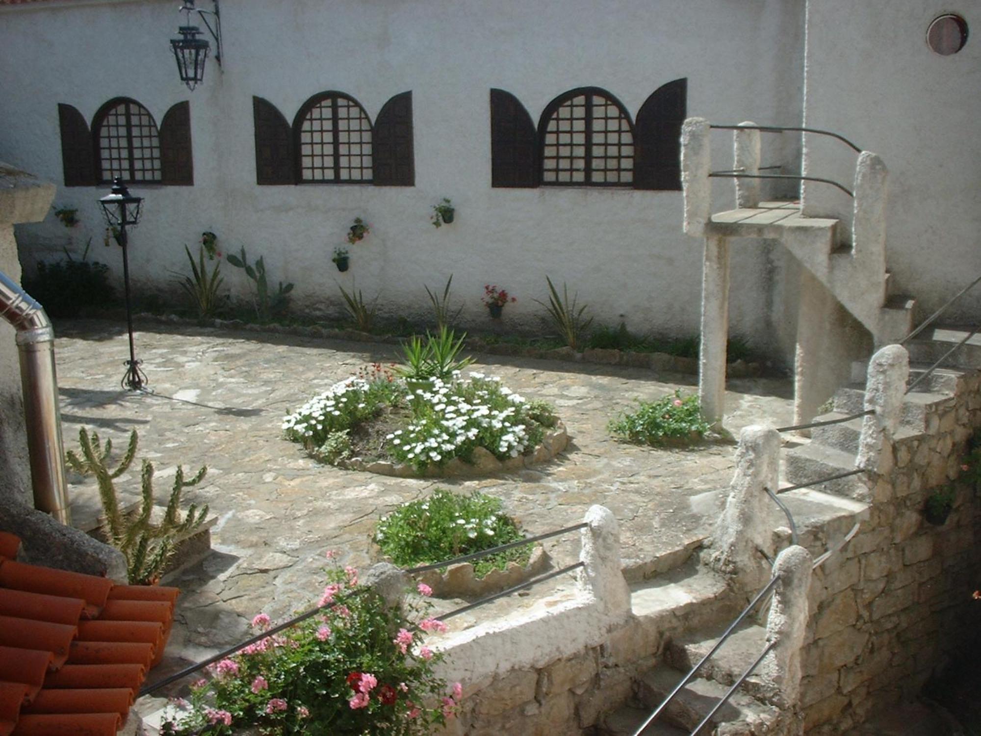 Отель Casa Da Tauria Атогиа-да-Балейя Экстерьер фото
